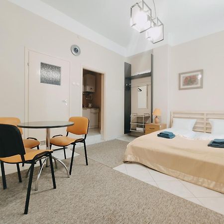 Plac Nowy 8A By Homeprime Kraków Eksteriør billede