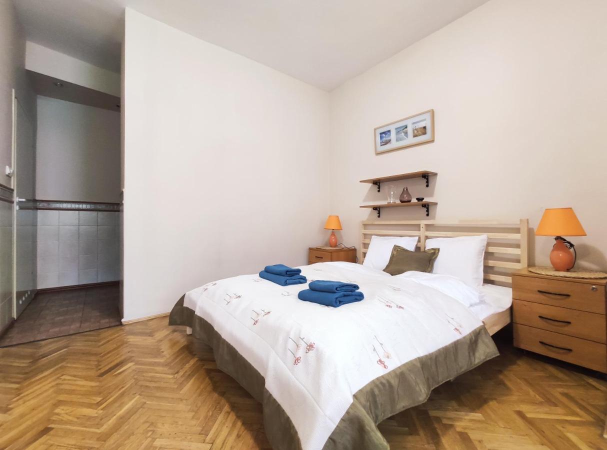 Plac Nowy 8A By Homeprime Kraków Eksteriør billede
