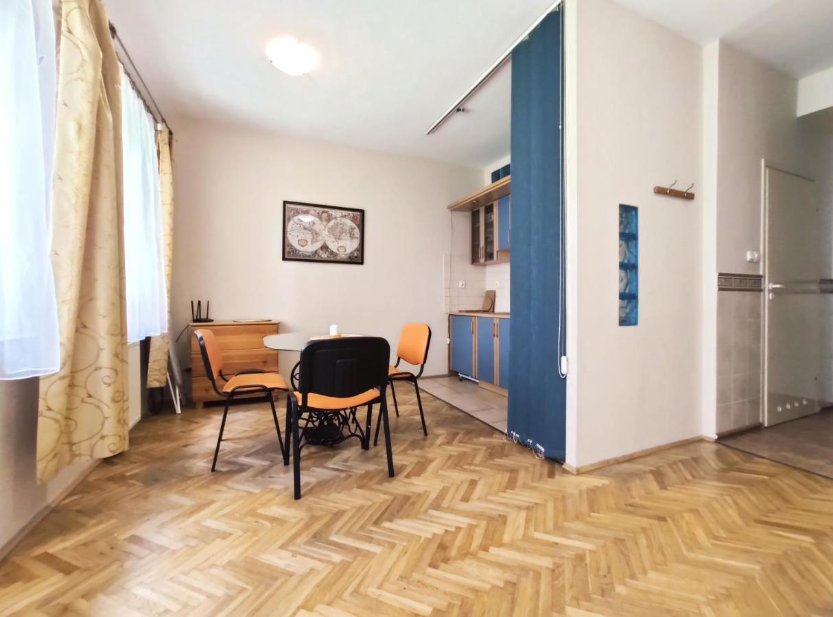 Plac Nowy 8A By Homeprime Kraków Eksteriør billede